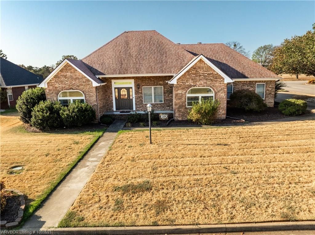 3007 Fairway Drive, Alma, AR 72921