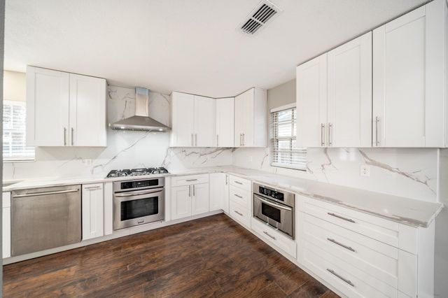 1907 Ashford Hollow Lane, Houston, TX 77077