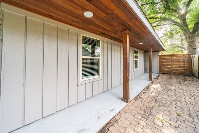 1907 Ashford Hollow Lane, Houston, TX 77077