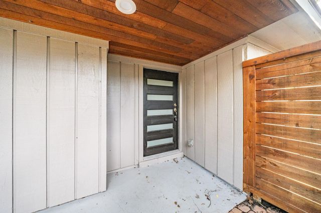 1907 Ashford Hollow Lane, Houston, TX 77077