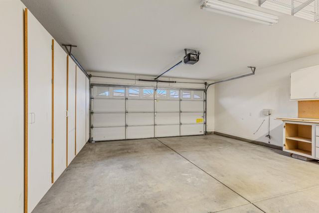 5194 Green Grove Ln, Roseville, CA 95747