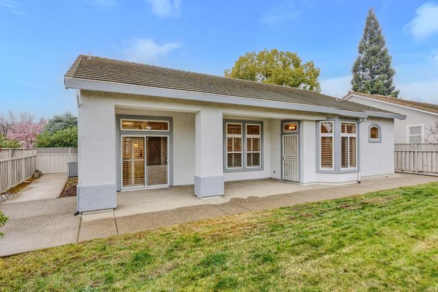 5194 Green Grove Ln, Roseville, CA 95747