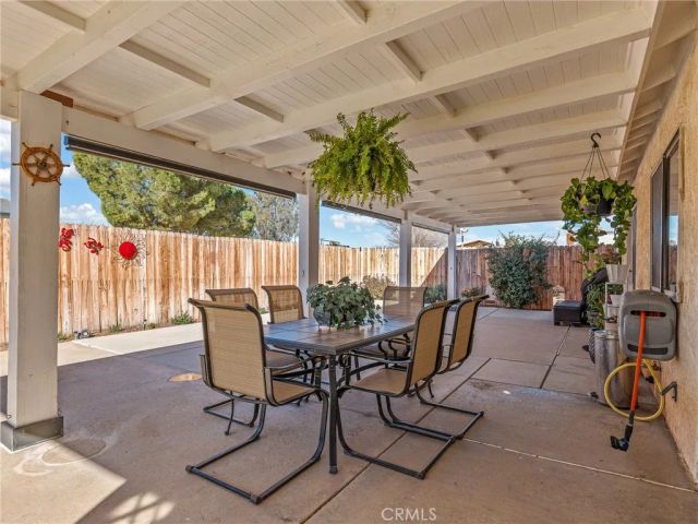 9472 Guava Avenue, Hesperia, CA 92345