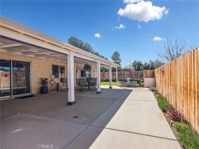 9472 Guava Avenue, Hesperia, CA 92345