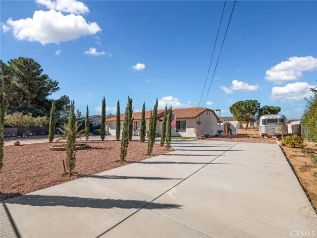 9472 Guava Avenue, Hesperia, CA 92345