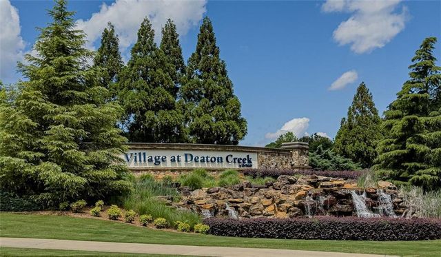 6416 HICKORY SPRINGS Circle, Hoschton, GA 30548