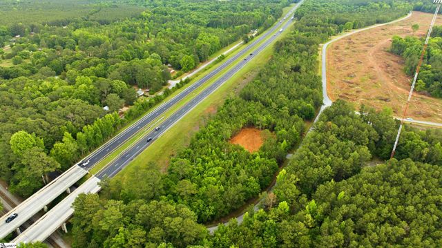 O Neighbors Road, Clinton, SC 29325