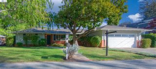 1785 Holly Ave, Menlo Park, CA 94025