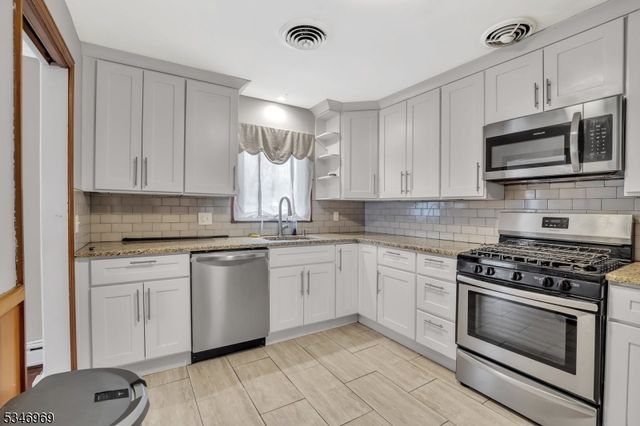 413 Pemberton Ave, Plainfield City, NJ 07060