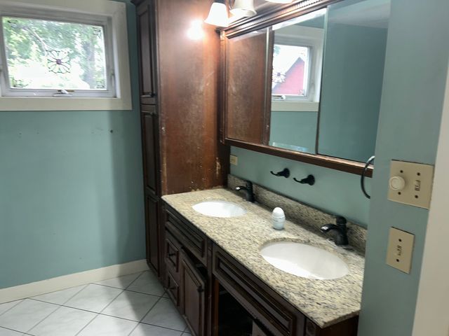 3673 Randolph Street, Lansing, IL 60438