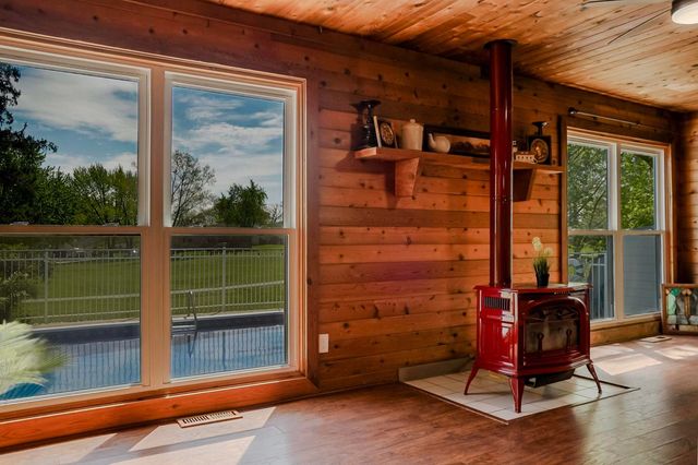 1184 Winterhaven Lane, Crown Point, IN 46307
