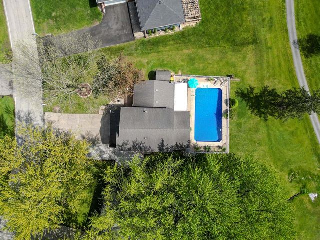 1184 Winterhaven Lane, Crown Point, IN 46307