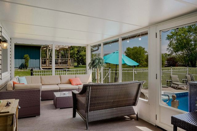 1184 Winterhaven Lane, Crown Point, IN 46307