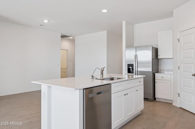 22108 N Dawn View Drive, Maricopa, AZ 85139