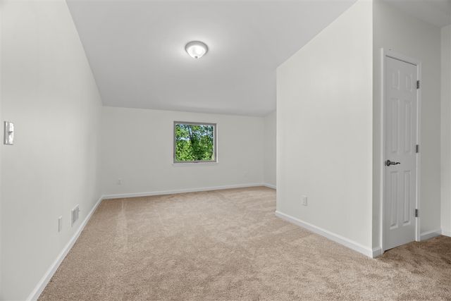 9996 Highland Road, White Lake, MI 48386