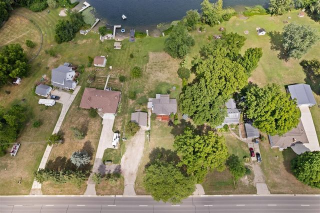 9996 Highland Road, White Lake, MI 48386