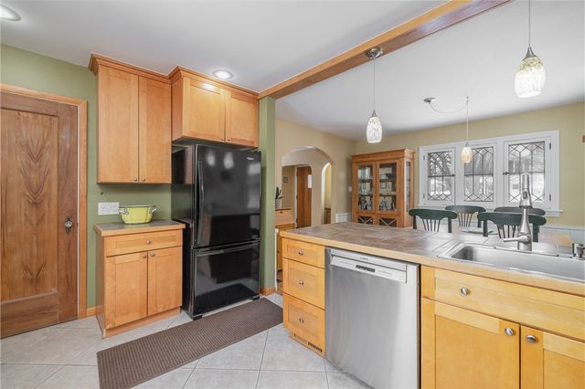 226 Meadow Drive, Brighton, NY 14618