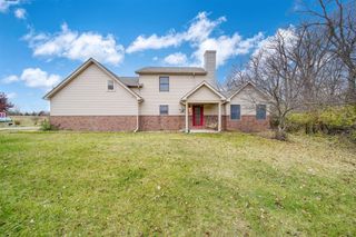 1268 Maple Lane, Brooklyn, MI 49230