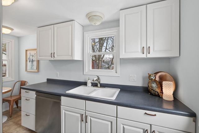 140 Hickory Street, Mahtomedi, MN 55115