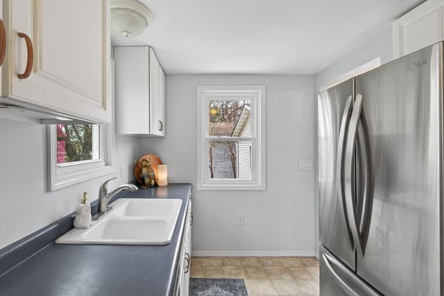 140 Hickory Street, Mahtomedi, MN 55115