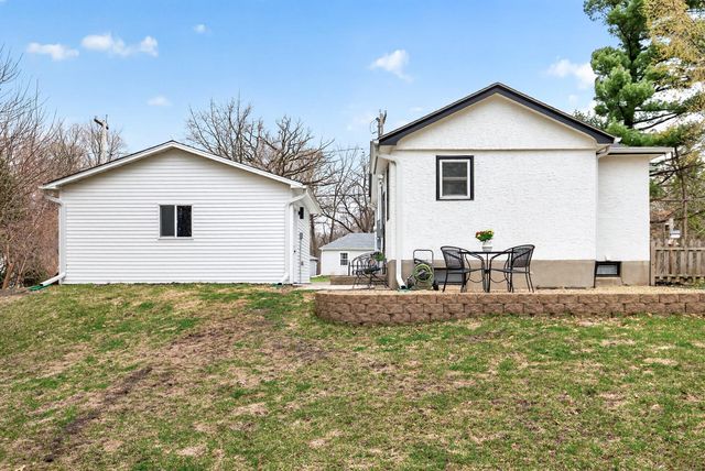 140 Hickory Street, Mahtomedi, MN 55115