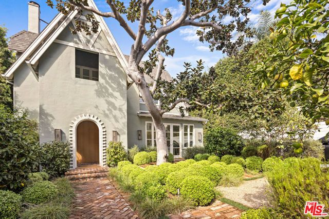 165 Mabery Road, Santa Monica, CA 90402