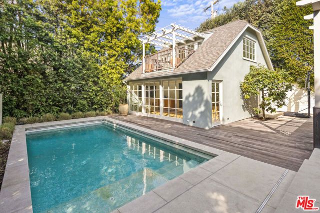 165 Mabery Road, Santa Monica, CA 90402