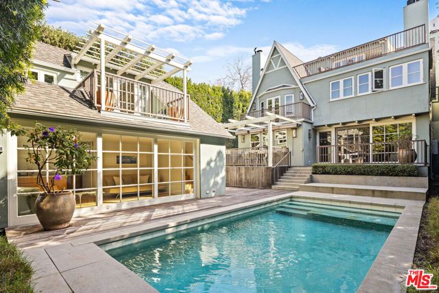 165 Mabery Road, Santa Monica, CA 90402