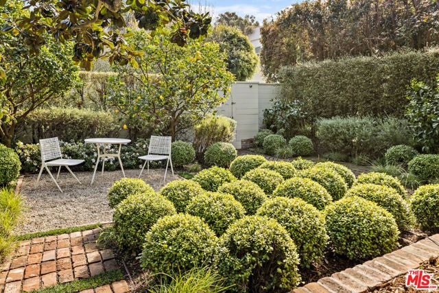 165 Mabery Road, Santa Monica, CA 90402