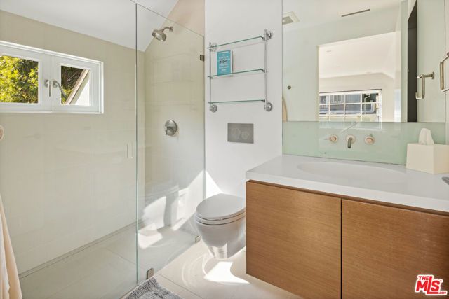 165 Mabery Road, Santa Monica, CA 90402