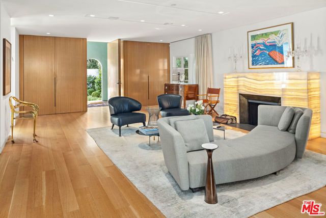 165 Mabery Road, Santa Monica, CA 90402