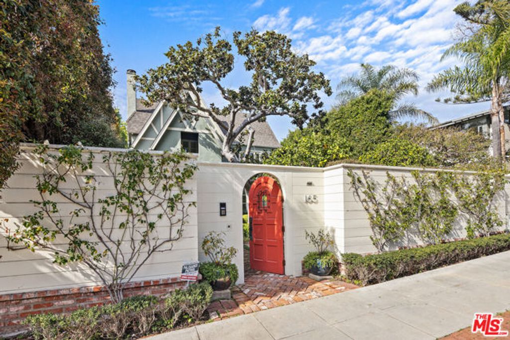 165 Mabery Road, Santa Monica, CA 90402