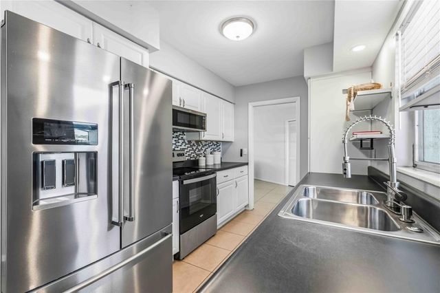 530 SAINT ANDREWS DRIVE, Sarasota, FL 34243