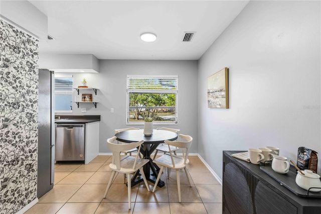 530 SAINT ANDREWS DRIVE, Sarasota, FL 34243