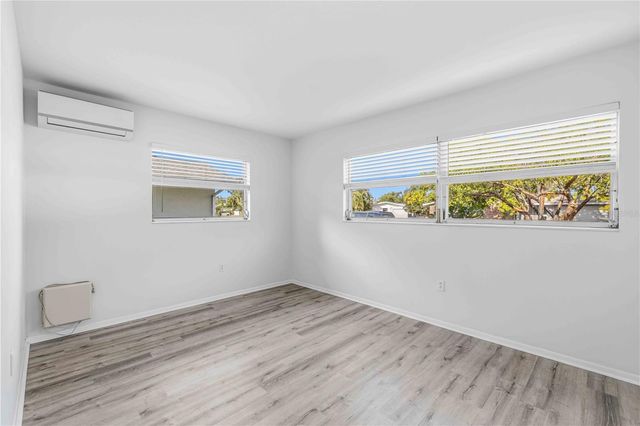 530 SAINT ANDREWS DRIVE, Sarasota, FL 34243