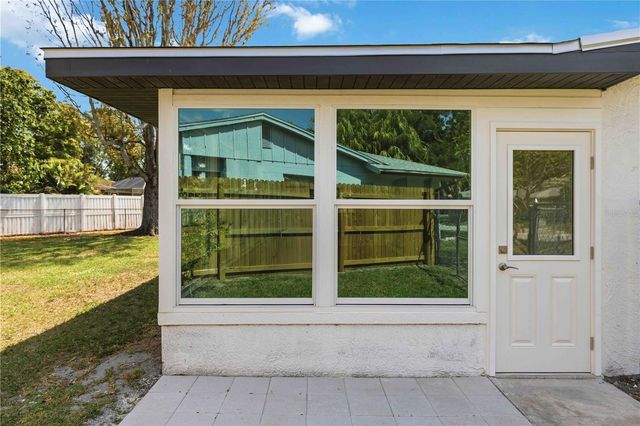 530 SAINT ANDREWS DRIVE, Sarasota, FL 34243