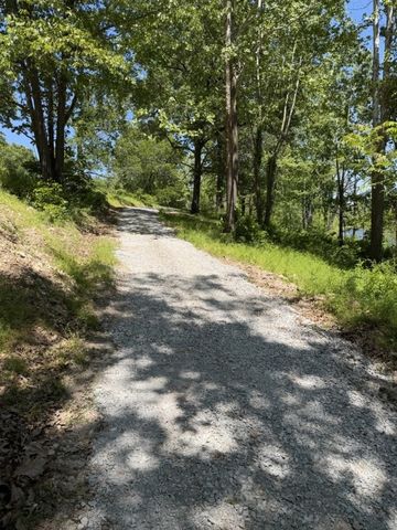 4580 E Hewitt Springs Road, Springdale, AR 72764