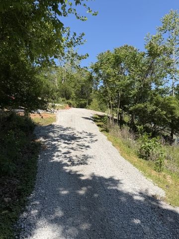 4580 E Hewitt Springs Road, Springdale, AR 72764