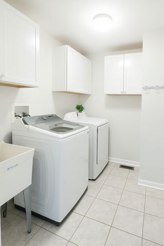 1433 Deer Creek Lane, Lake In The Hills, IL 60156