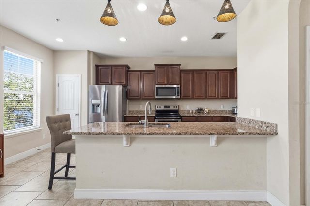 10546 GREEN IVY LANE, Orlando, FL 32832
