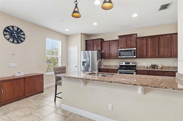 10546 GREEN IVY LANE, Orlando, FL 32832