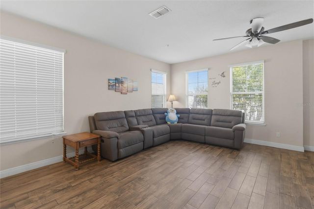 10546 GREEN IVY LANE, Orlando, FL 32832