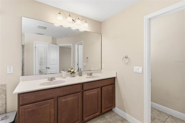 10546 GREEN IVY LANE, Orlando, FL 32832