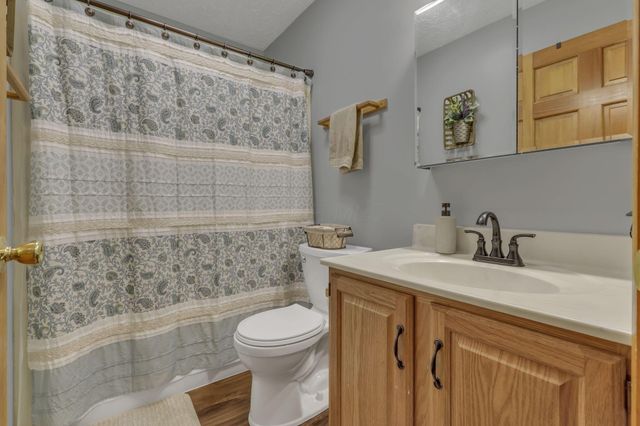 4811 Chicken Coop Hill Road So Road SE, Sugar Grove, OH 43155