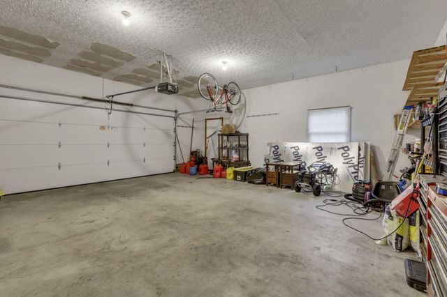 4811 Chicken Coop Hill Road So Road SE, Sugar Grove, OH 43155