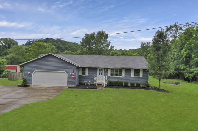 4811 Chicken Coop Hill Road So Road SE, Sugar Grove, OH 43155