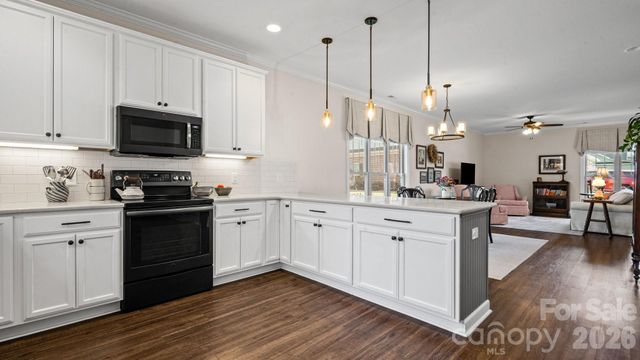 830 Iris Lane, Newton, NC 28658