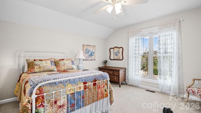 830 Iris Lane, Newton, NC 28658