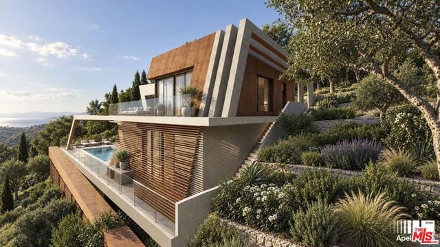 6730 Mulholland, Los Angeles, CA 90068