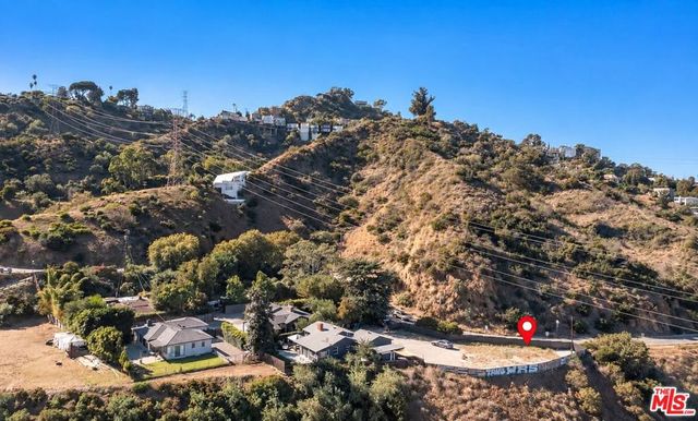6730 Mulholland, Los Angeles, CA 90068